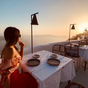 Meet your Posher, Leslie